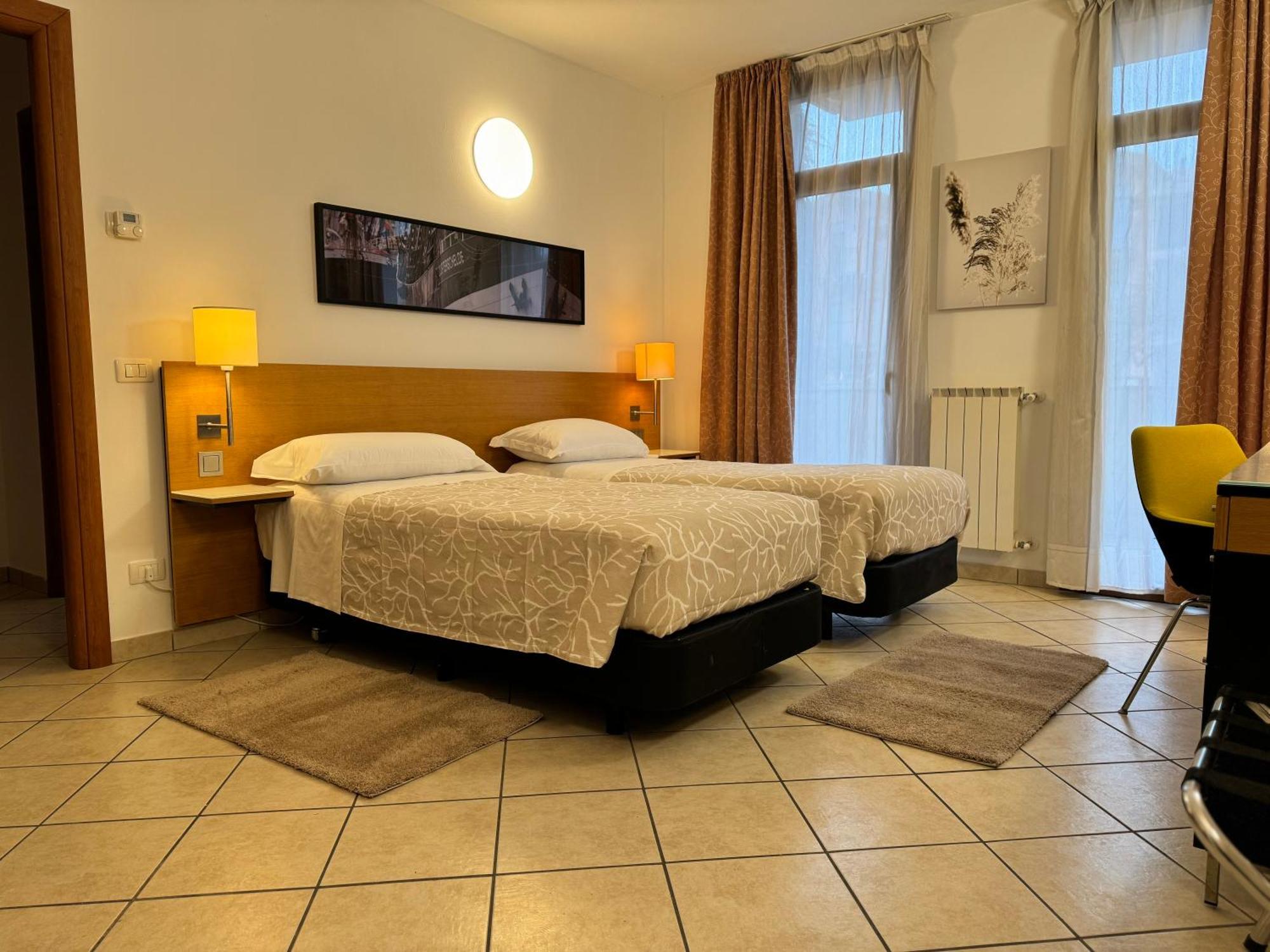 Residence Malpensa Somma Lombardo Luaran gambar